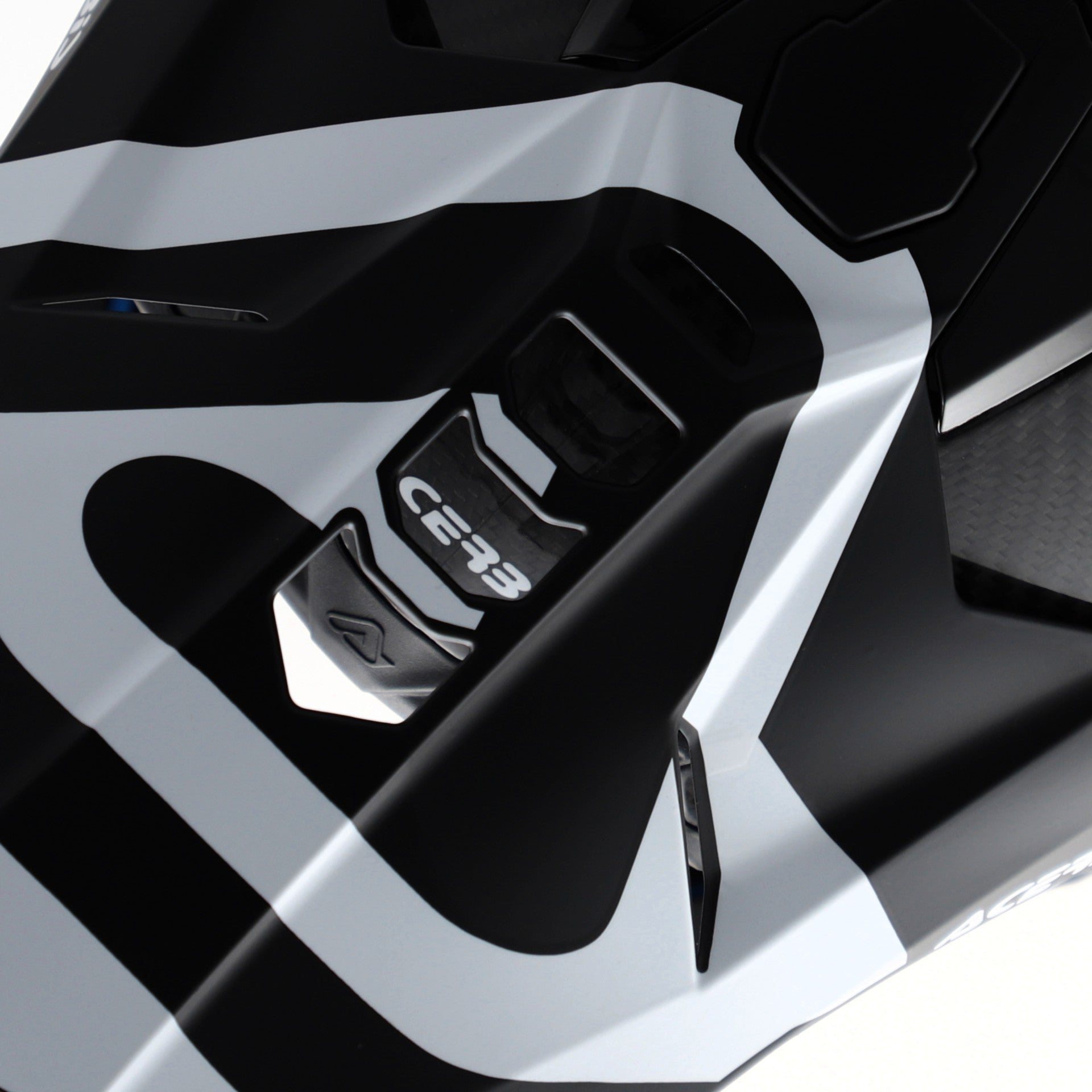 ACERBIS helmet Airstrike-C black/white