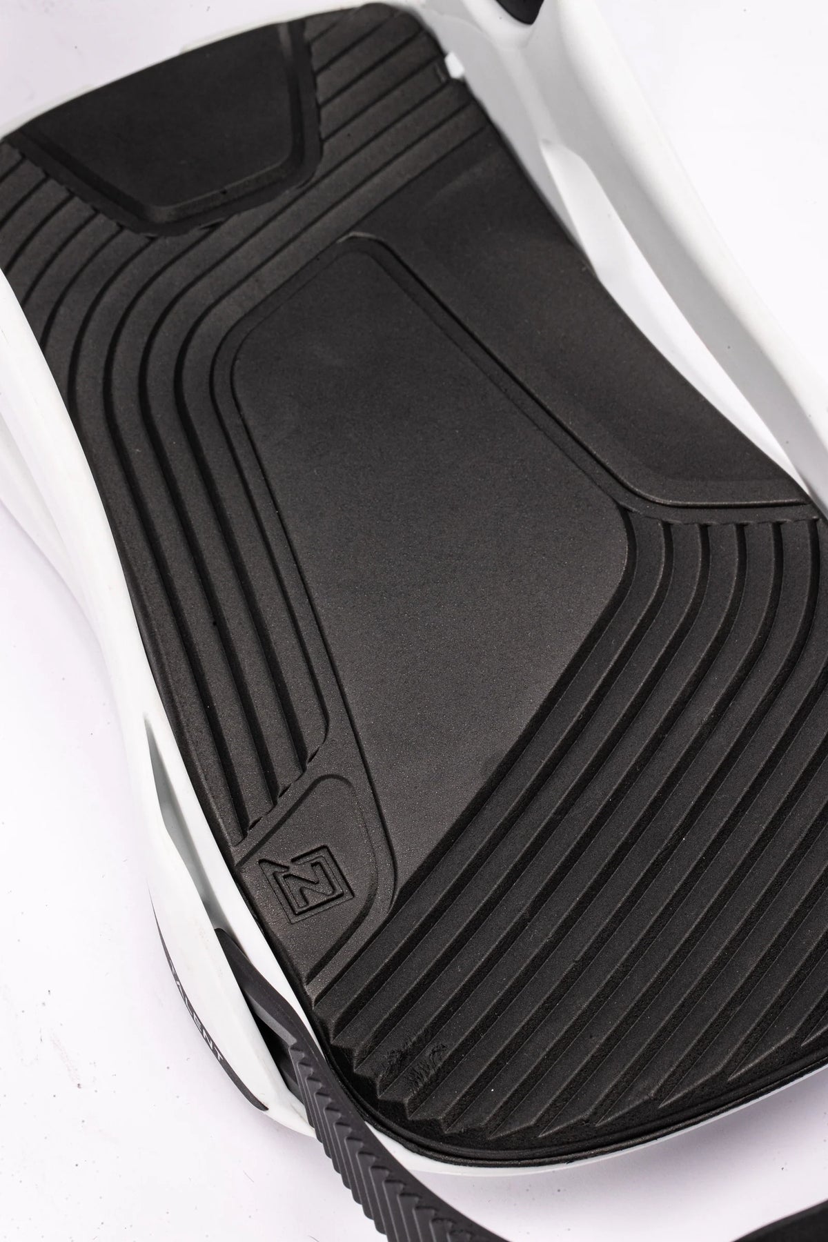 NITRO Talent binding white