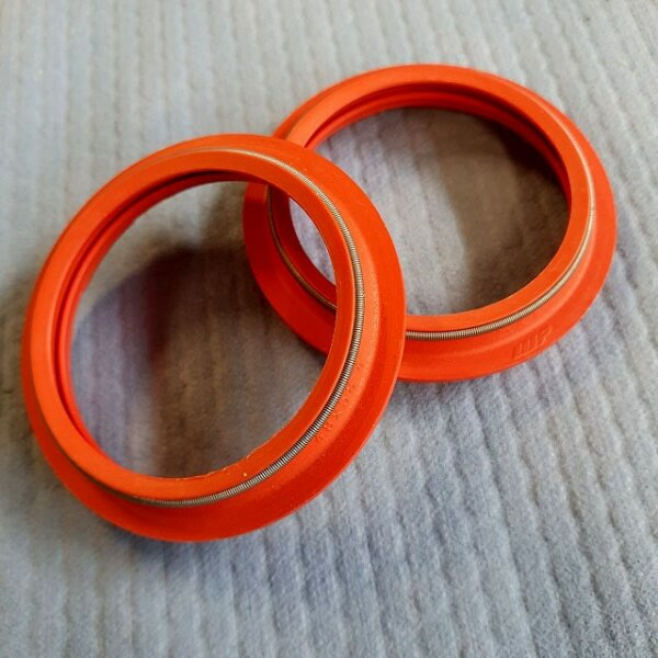 HUSQVARNA seal ring 48mm SKF red