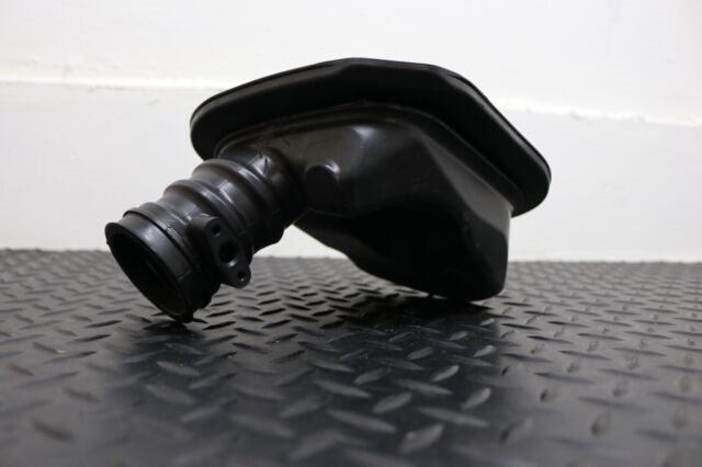 husqvarna-gumija-filtra-kastei-uz-sprici