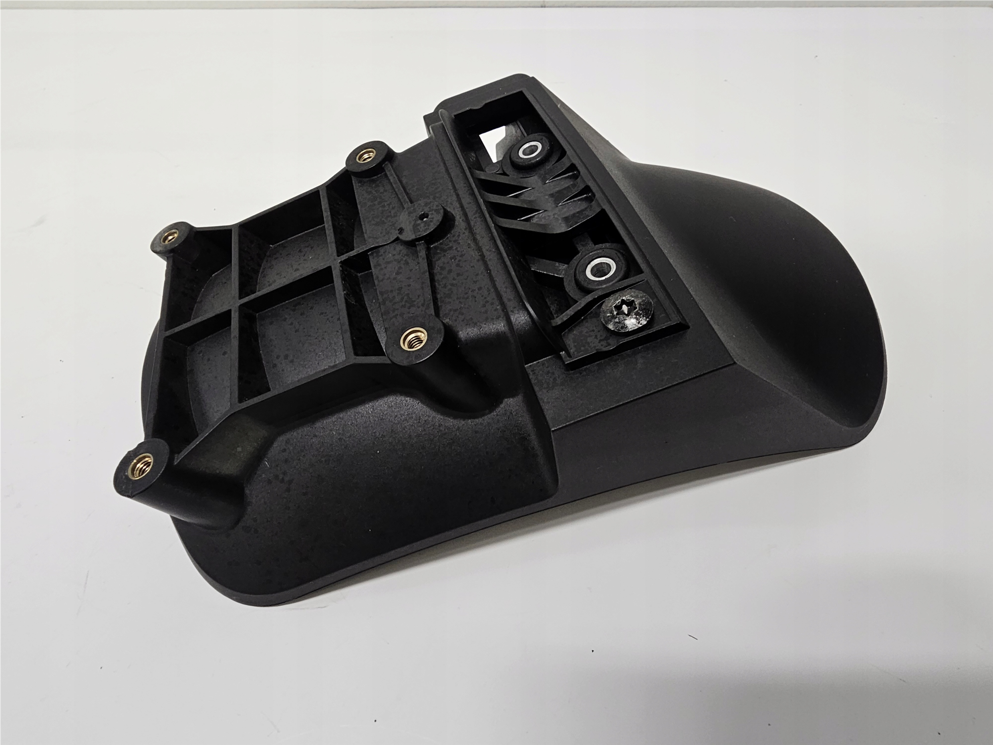 husqvarna-numura-turetajs-svr-vit-401-18-19