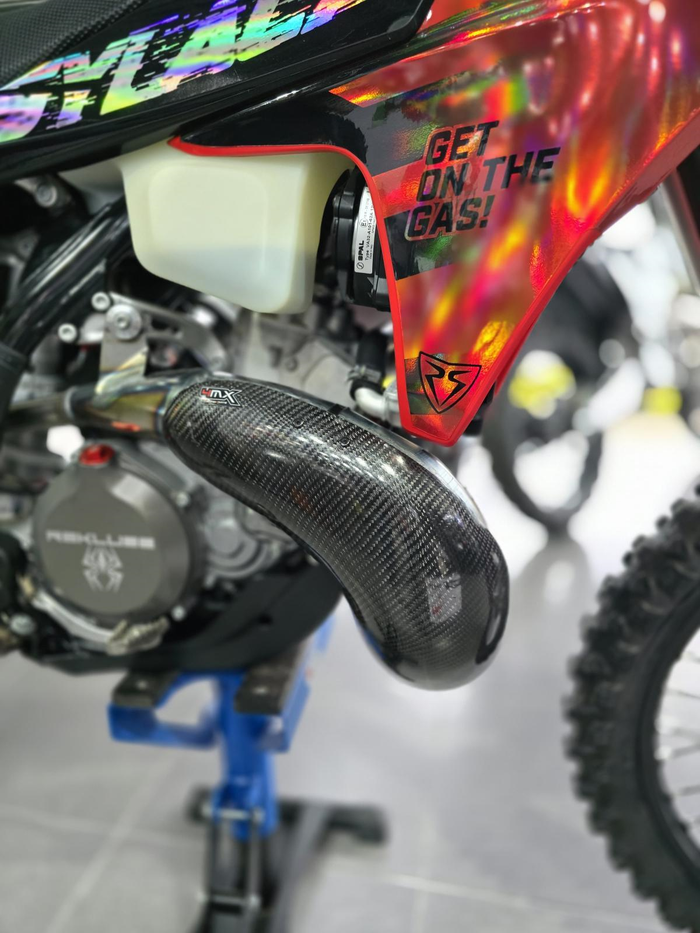 4MX skydd blåste ut grenrör för Carbon FMF Fatty 2T 250/300 '24-'25