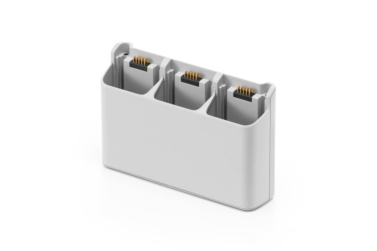 dji-ladetajs-akumulatoram-two-way-charging-hub-neo