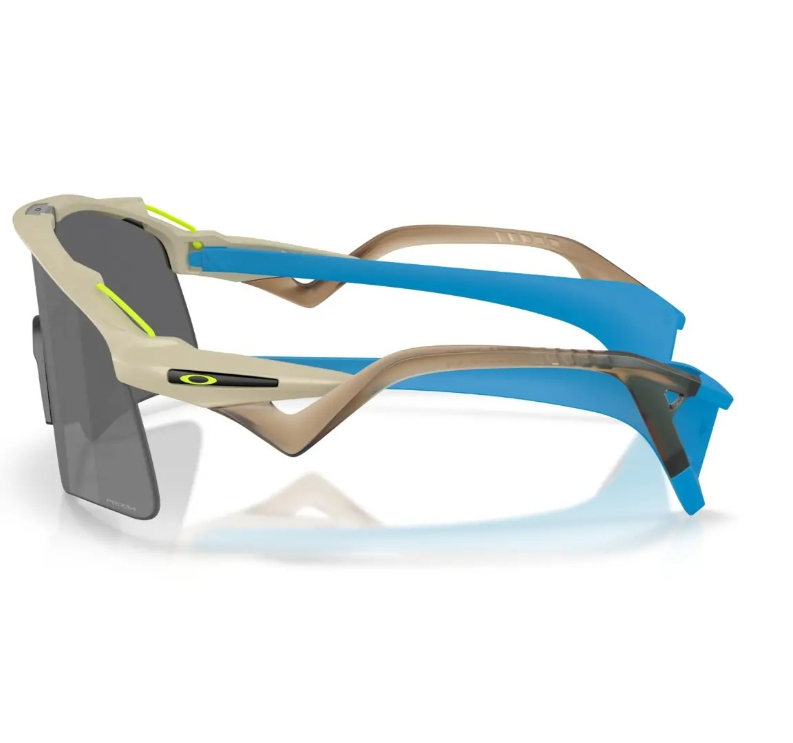 oakley-stunt-wing-matt-sand-grey-w-prizm-black-saulesbrilles