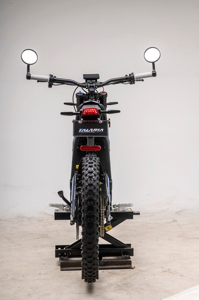 talaria-elektro-motocikls-tl4000-l1e-sting-r-x4-60v-45ah-black-blue