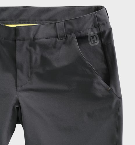 husqvarna-bikses-remote-black