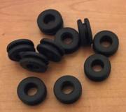 mv-agusta-bukse-gumijas-18x8x7-5