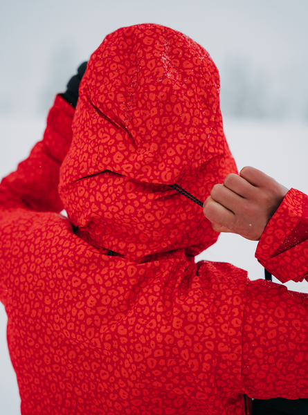 burton-jaka-w-ak-gore-upshift-panthera-red