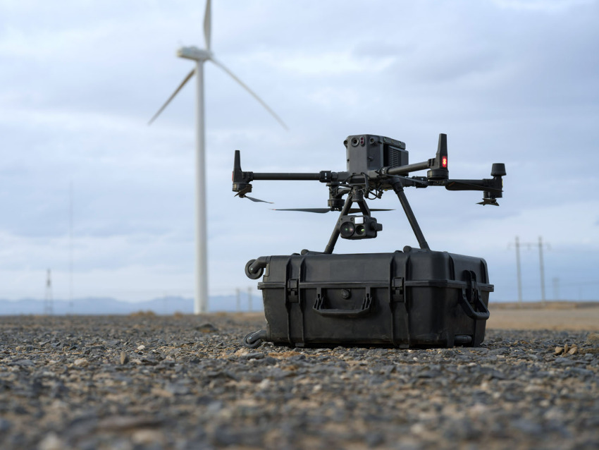 dji-drons-martice-350-rtk-bez-baterijam