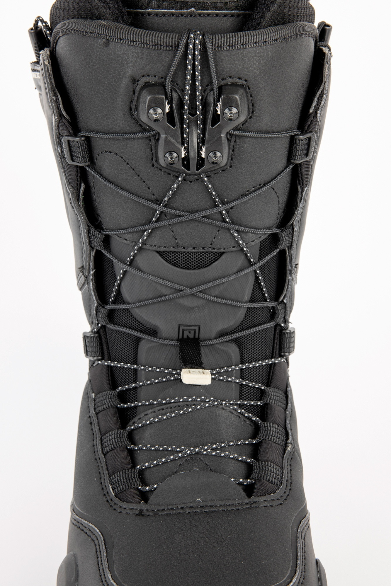 nitro-zabaki-cave-tls-stepon-black-sand