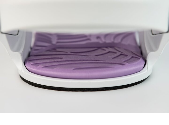 nitro-stiprinajumi-w-cosmic-white-brush