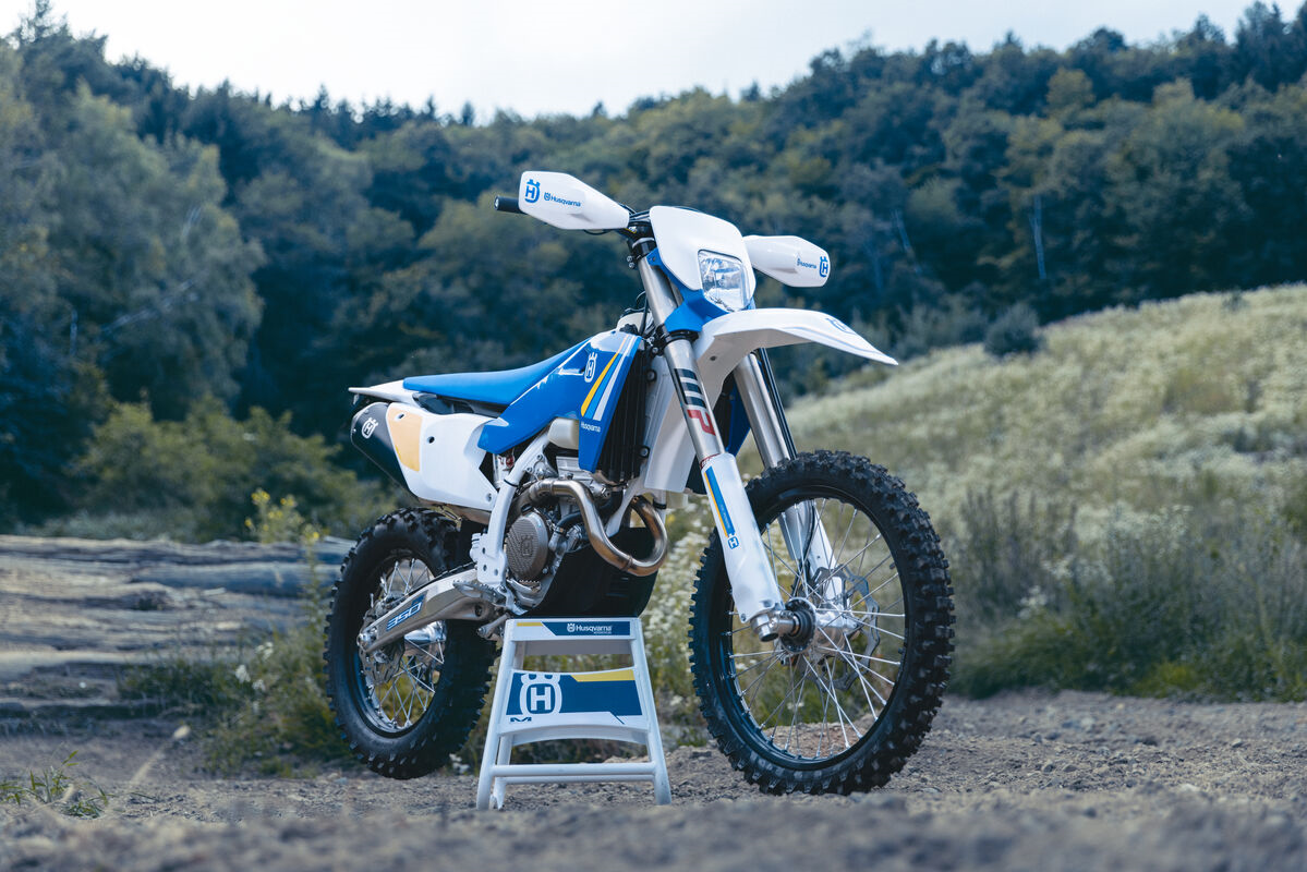 husqvarna-motocikls-fe-350-heritage-25
