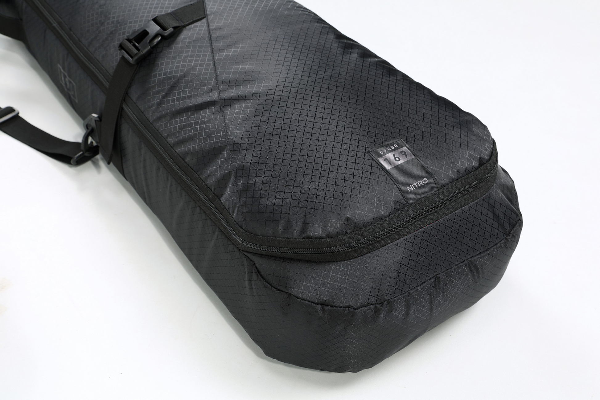 nitro-soma-dela-cargo-169-phantom-black