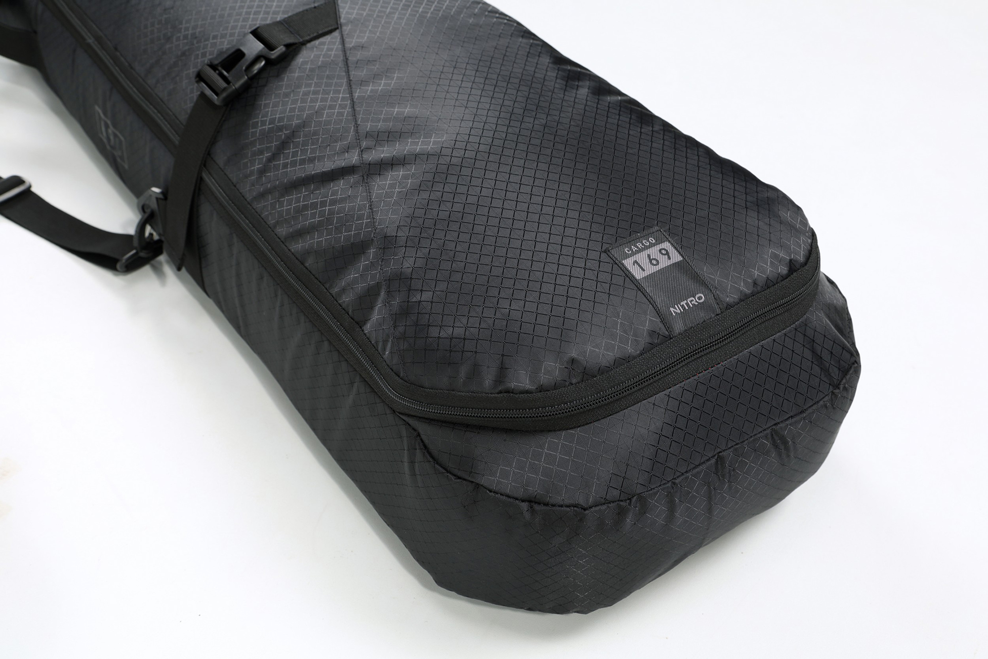 nitro-soma-dela-cargo-169-phantom-black