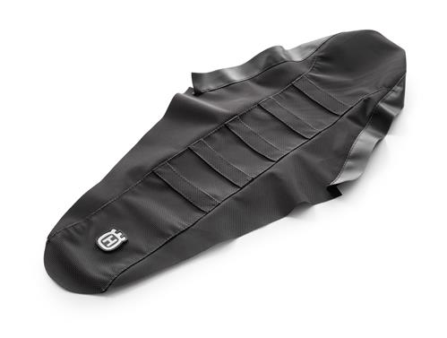 HUSQVARNA sadelöverdrag Gripper W Ribs 125-501 svart '16-'19