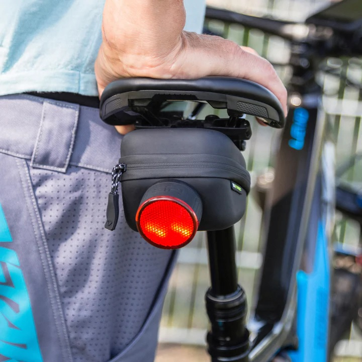 sp-lukturis-all-round-led-safety-light-red