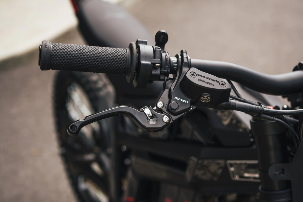 talaria-elektro-motocikls-tl5500-pro-mx-25-72v-40ah-red