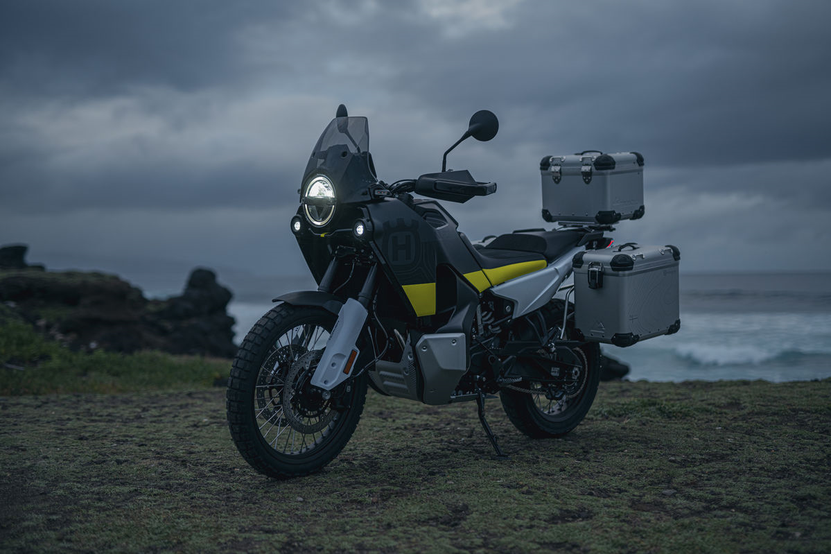 husqvarna-motocikls-norden-901-22