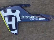 HUSQVARNA plast sidor till strålkastare vänster/höger MX 125-450 '16 blå