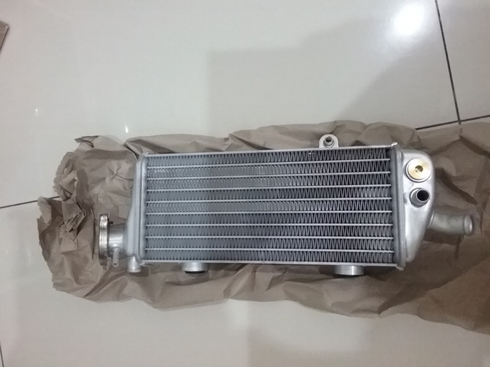 HUSQVARNA radiator RH 55556U FE 250 '14-'16