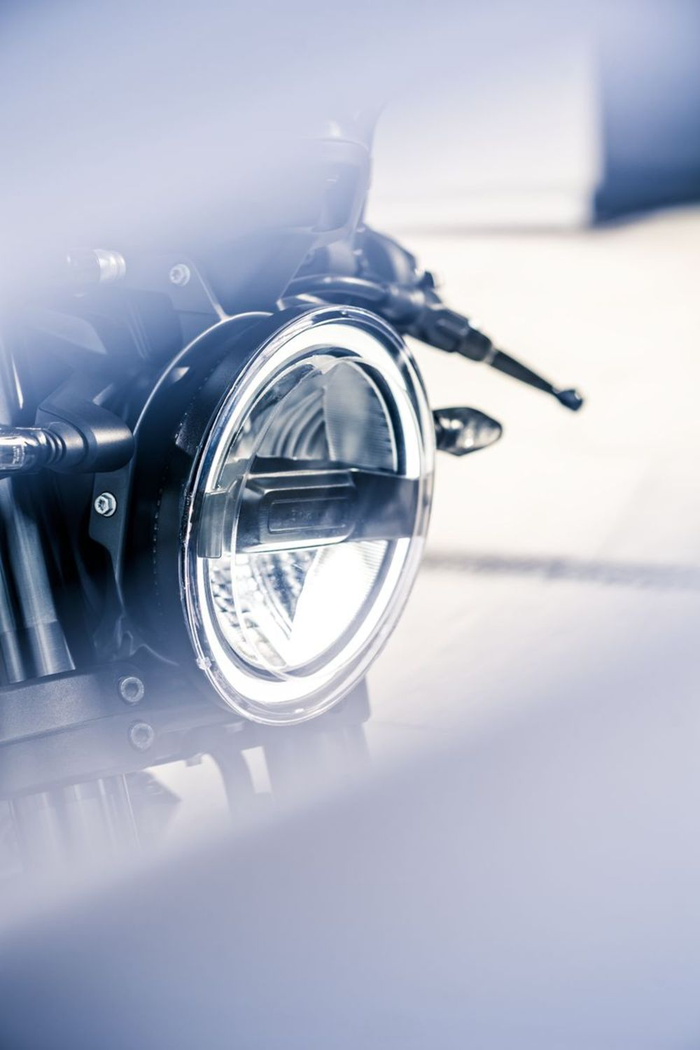 HUSQVARNA strålkastare för SVR/VIT 401/701 '18-'19