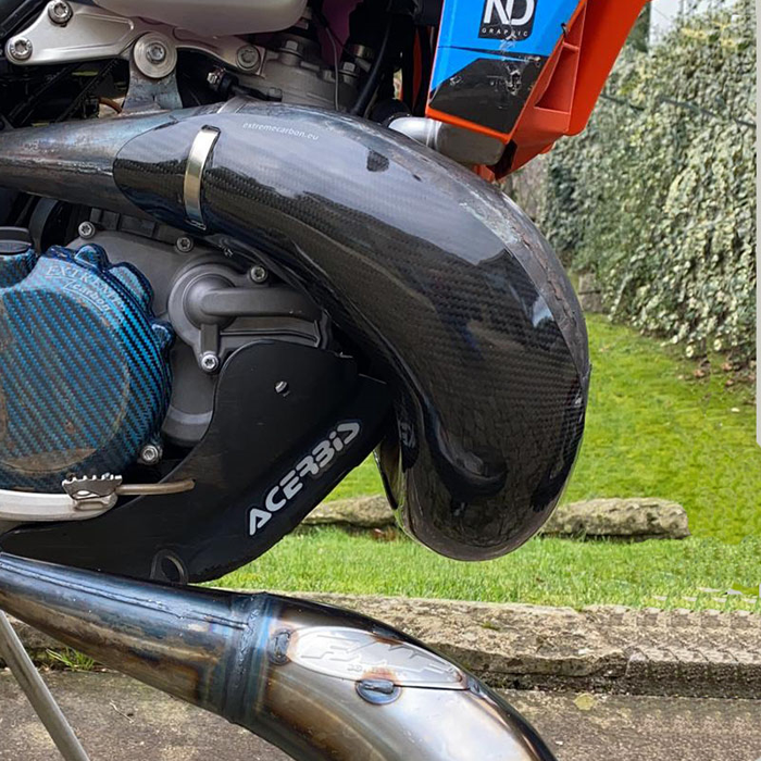 EC-skydd blåst för grenrör 2T FMF Fatty/Gnarly HUSQVARNA 250/300 '19-'21 Extreme Carbon