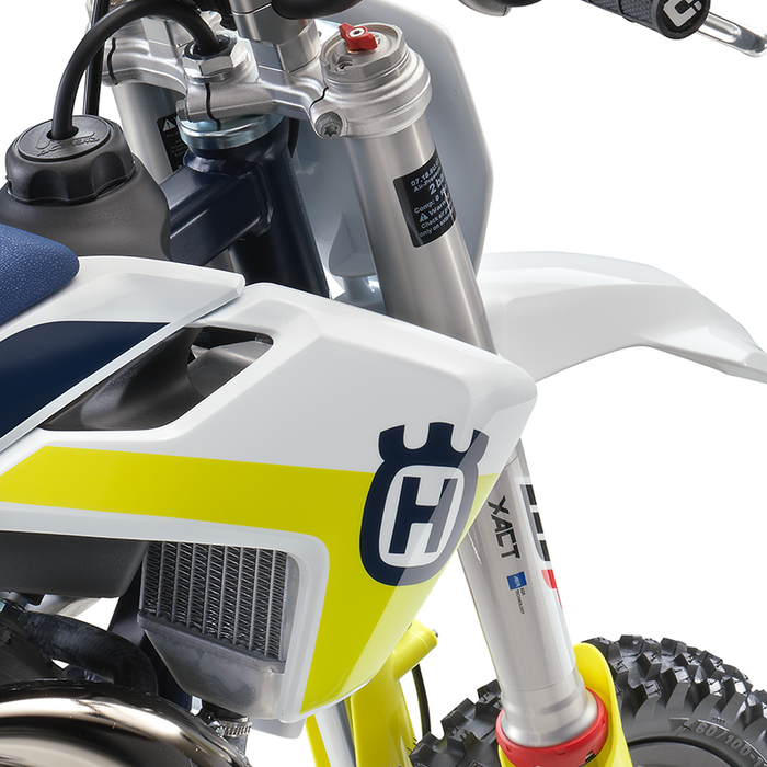 HUSQVARNA plast sidor till strålkastare vänster/höger TC 50 '21-'22 med dekaler