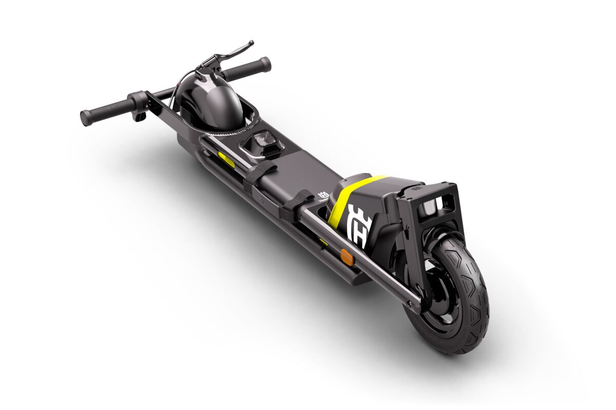 husqvarna-skrejritenis-elektrisks-skutta-25km-h-24