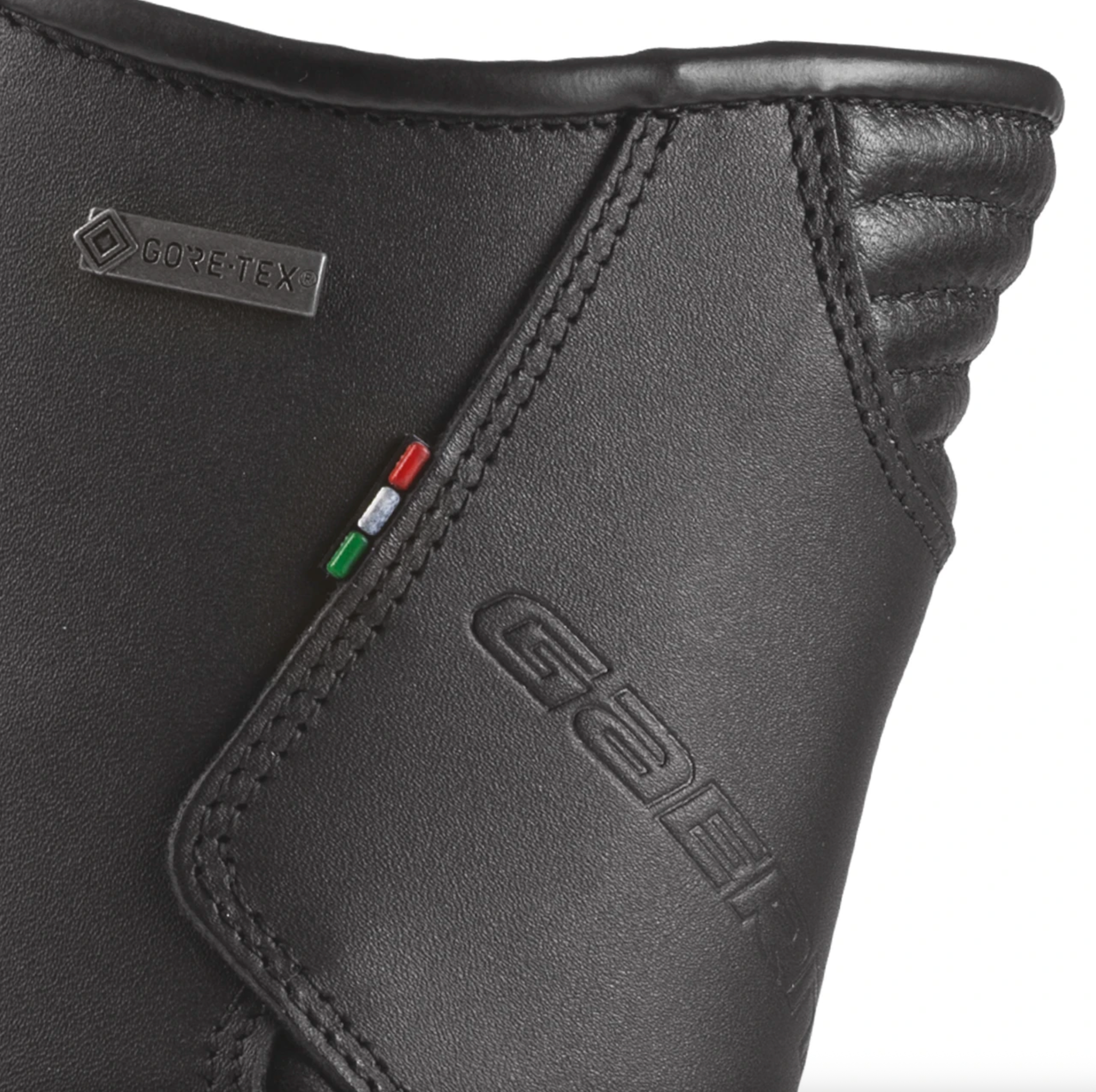 GAERNE Black Rose Gore-Tex boots black