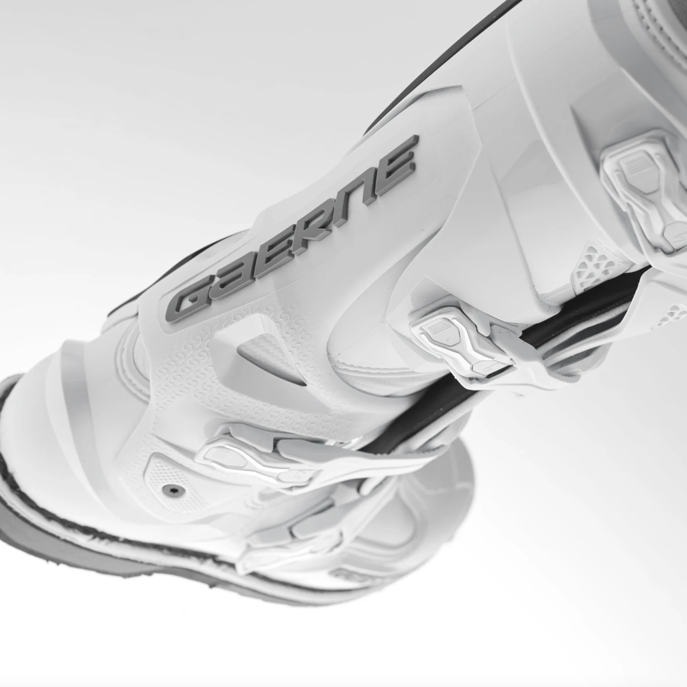 GAERNE SG 22 white shoes