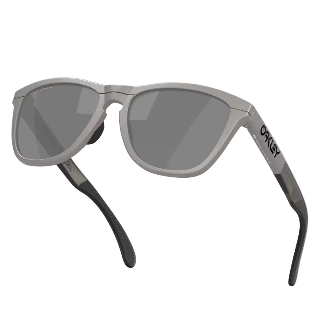 OAKLEY solglasögon Frogskins Range titanium med prizm svart polar