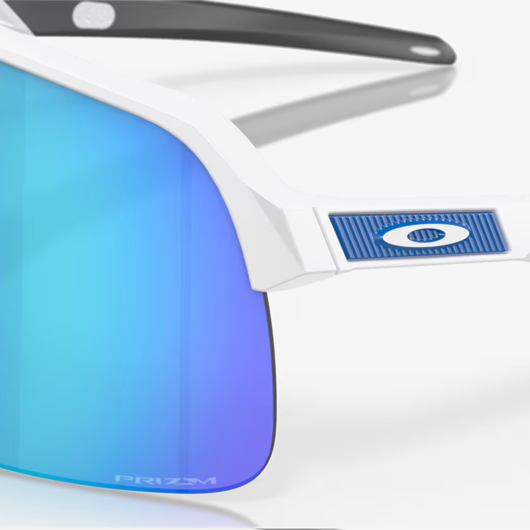 OAKLEY solglasögon Sutro Lite matt vit med prizm sapphire