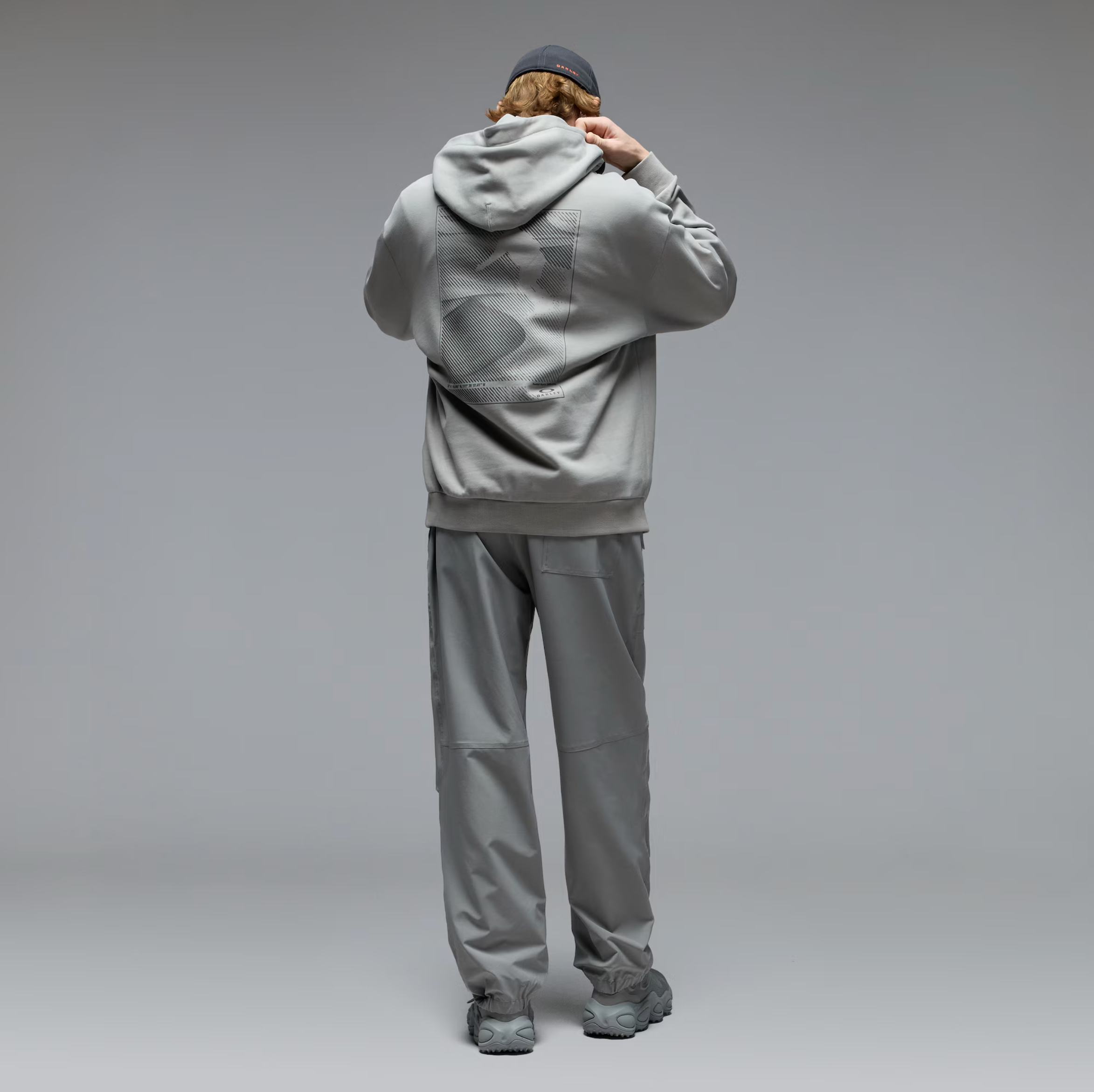OAKLEY Sandboard Hoodie cementgrå