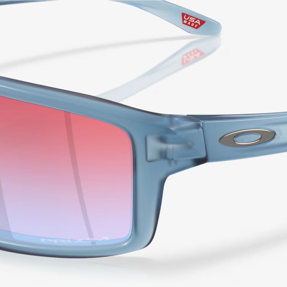 OAKLEY solglasögon Gibston matt trans stonewash med prizm snow sapphire