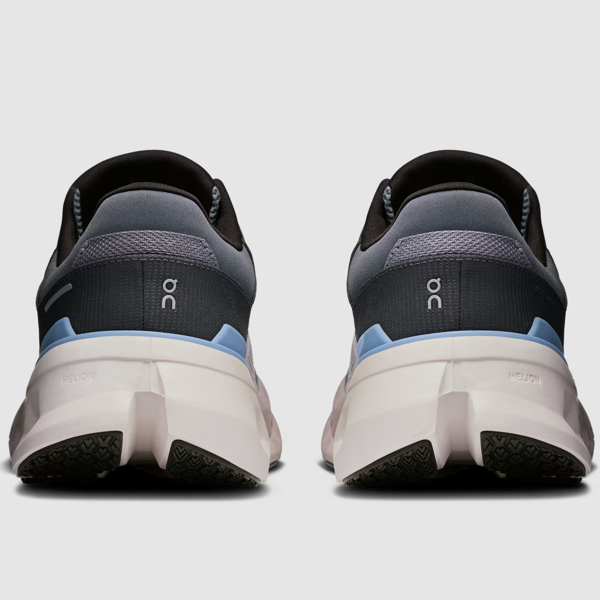 ON apavi Cloudrunner 2 alloy/chambray