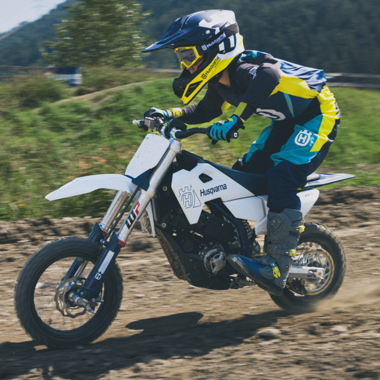 HUSQVARNA motorcykel EE 5 '27 med laddare