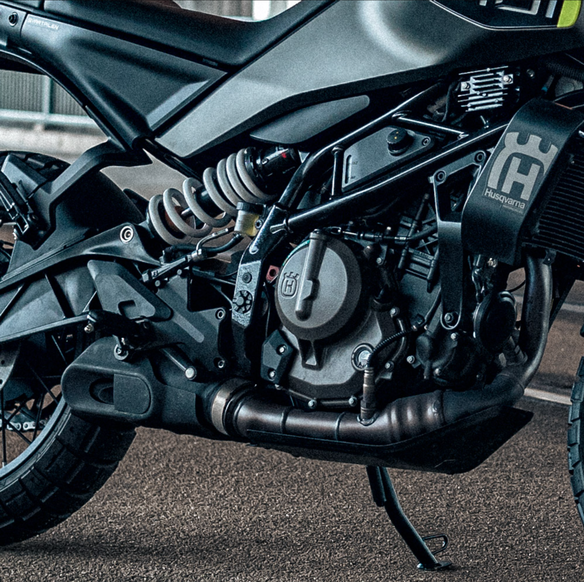 HUSQVARNA motorcykel Svartpilen 401 '26