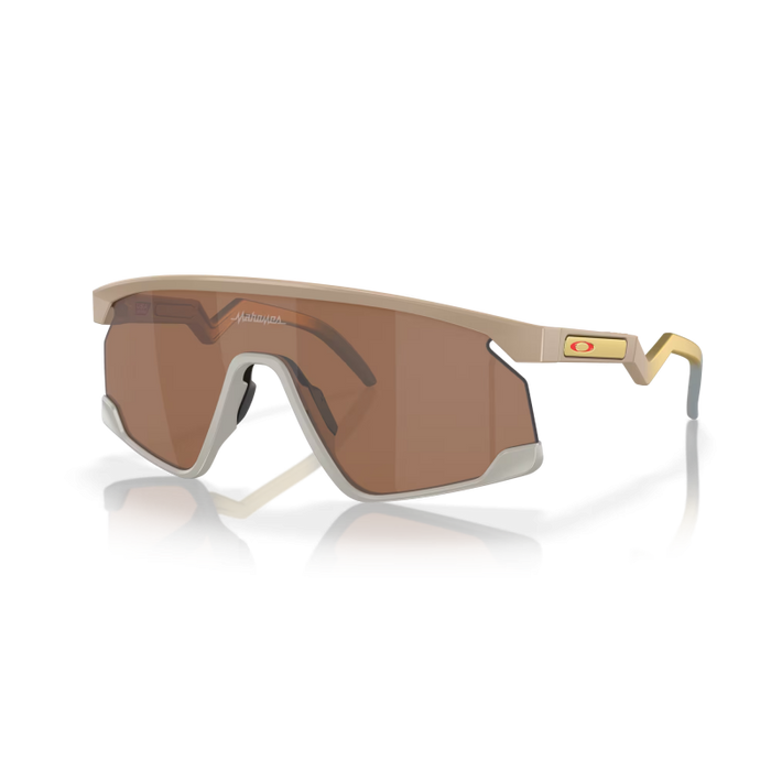 OAKLEY solglasögon BXTR matt terrain grå med prizm tungsten