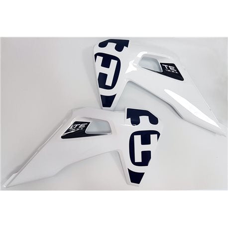 HUSQVARNA plaststrålkastare sida Vänster/Höger FC/FS 125-450 '21 med dekaler